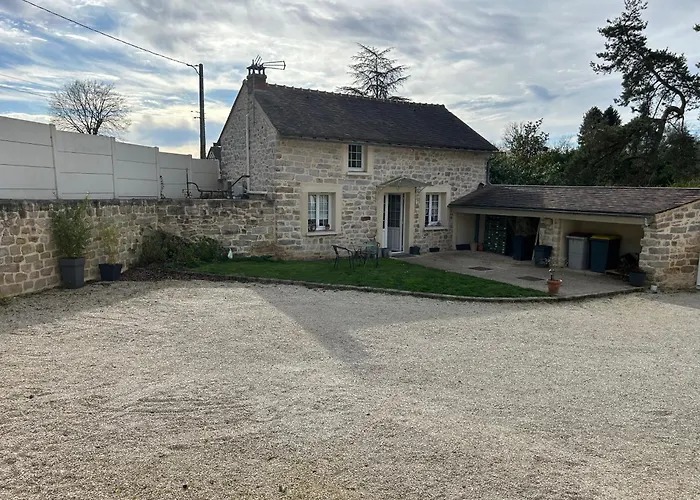 Charmante Petite Maison En Pierre