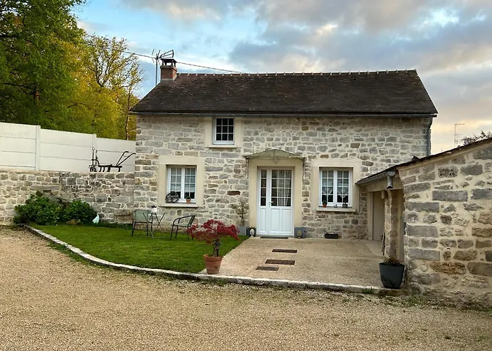 Charmante Petite Maison En Pierre